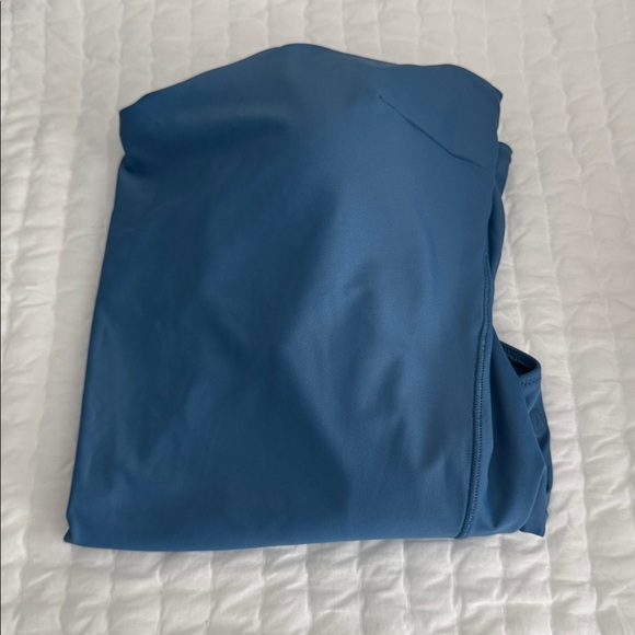 Lululemon women’s One Piece Swimsuit - Picture 5 of 5